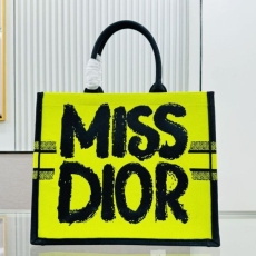 Christian Dior Shopping Bags